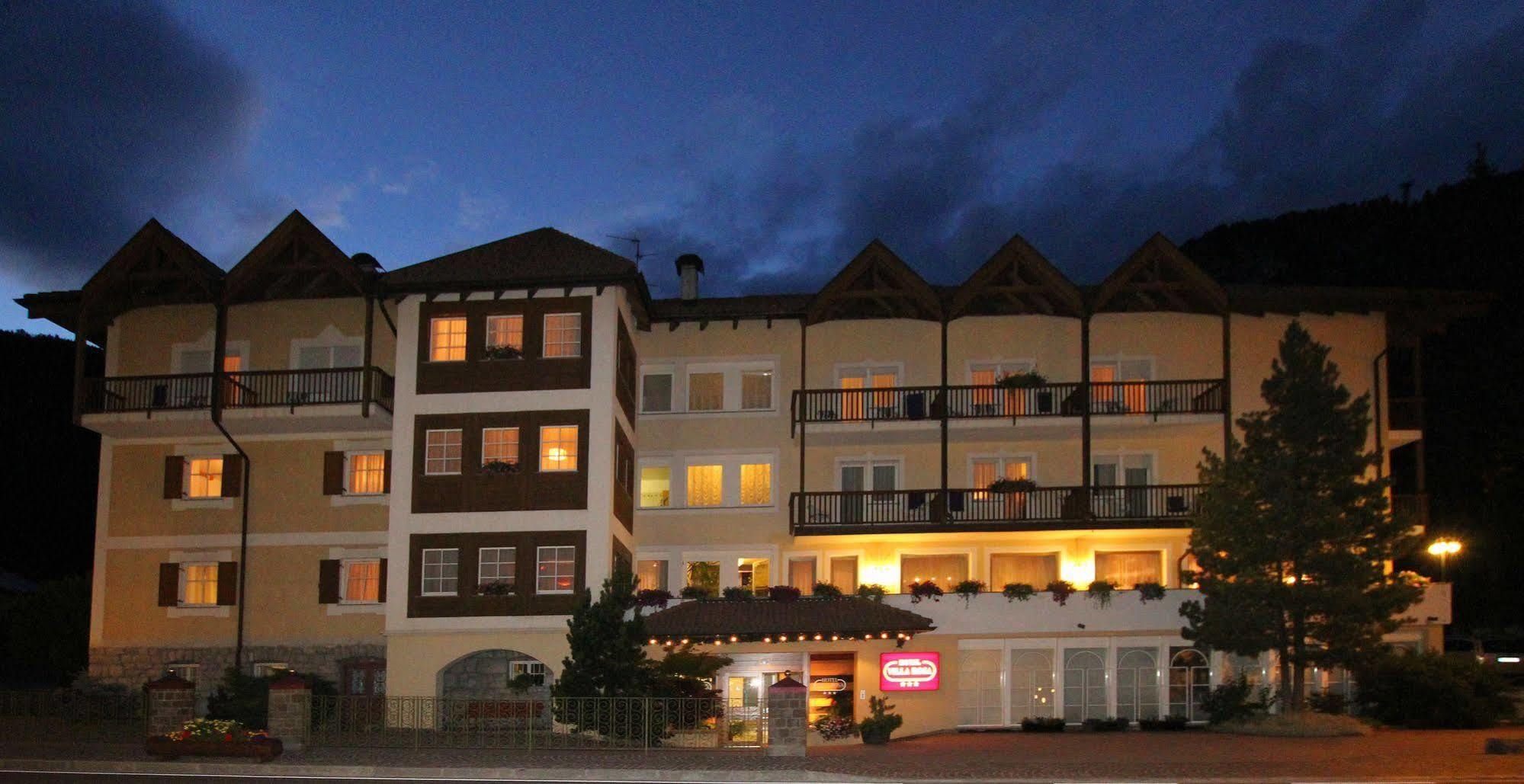 Hotel Villa Rosa Campitello di Fassa Luaran gambar