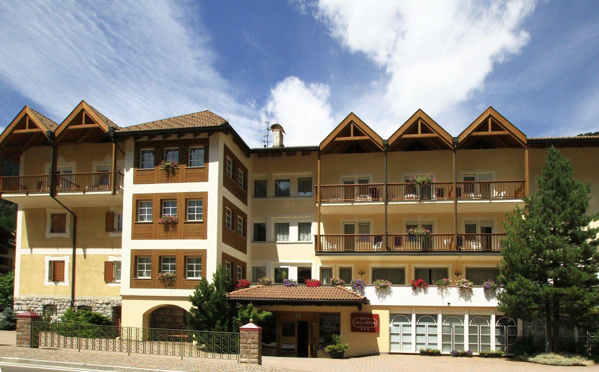 Hotel Villa Rosa Campitello di Fassa Luaran gambar